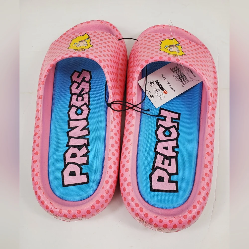 Ground Up Nintendo Princess Peach Foam Character Sandals - Picture 2 of 4
